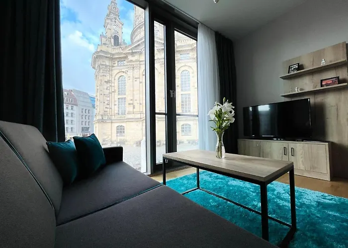 Panoramastudio Mit Blick Zur Frauenkirche